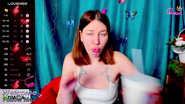 LillyRayRay's cam snapshot