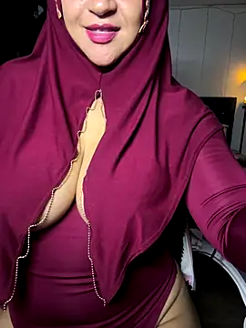 Jameela's cam snapshot