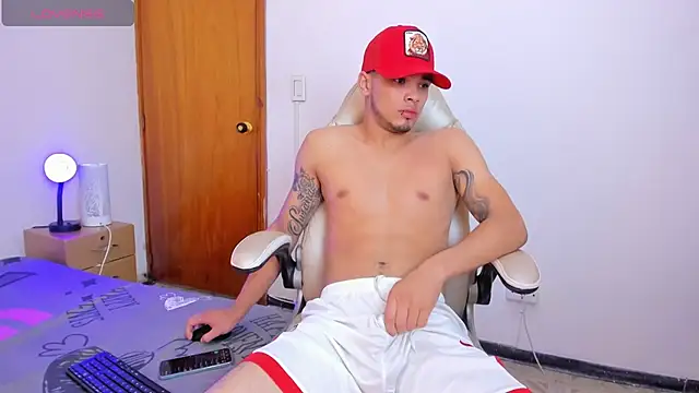 AresReed's cam snapshot