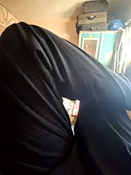 Exhibitionist1508's cam snapshot