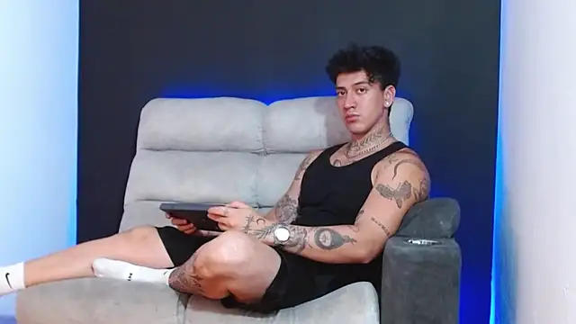 JUSTIN_FULLER1's cam snapshot