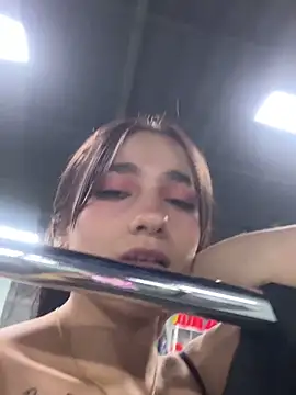 MiaRousexxx_'s cam snapshot