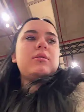 ErikaMurr's cam snapshot