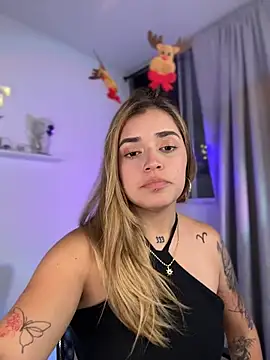 JoselinFlower_'s cam snapshot