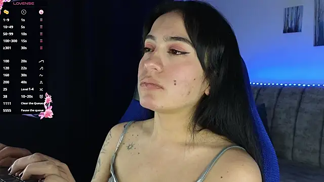 ZaraDames_'s cam snapshot