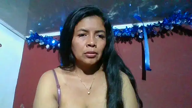 DianaOchoa_'s cam snapshot