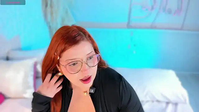 ArticaBelle's cam snapshot