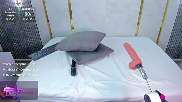 amor_smith_'s cam snapshot