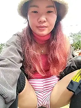 lylylove's cam snapshot