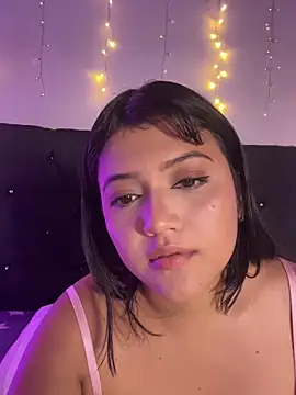 alisson_carolina73's cam snapshot