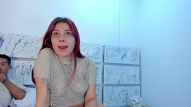 Nikki_and_Mayk's cam snapshot