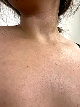 Zyrella's cam snapshot