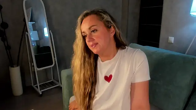 Sky_Kuper's cam snapshot