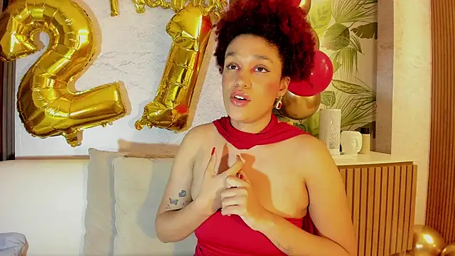 loladupont's cam snapshot