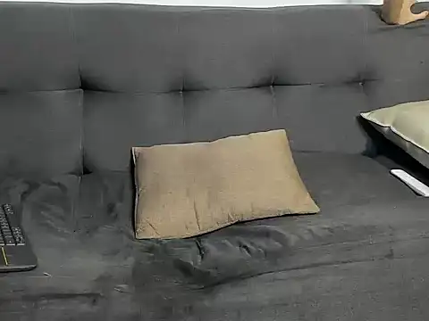 cirosky_elchicopolla's cam snapshot