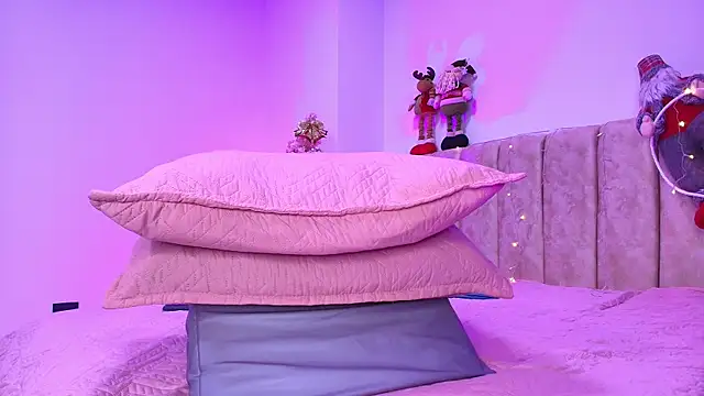 arl_chloee's cam snapshot