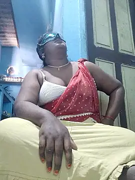 divyatamil143's cam snapshot