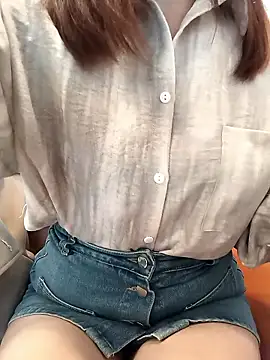 Baby-Linh's cam snapshot