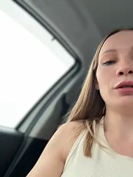 LavenderHot's cam snapshot