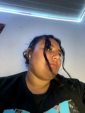 Nicky-222 live sex cam