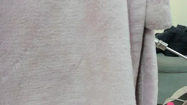 Lizzie_Williams_'s cam snapshot