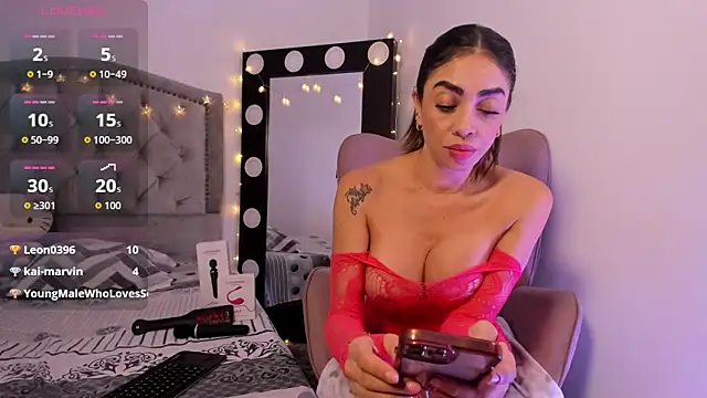 AnaRuiz1_'s cam snapshot