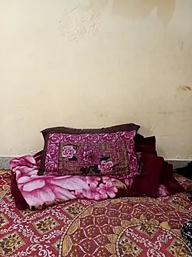 Desi_Hot_Queen live sex cam