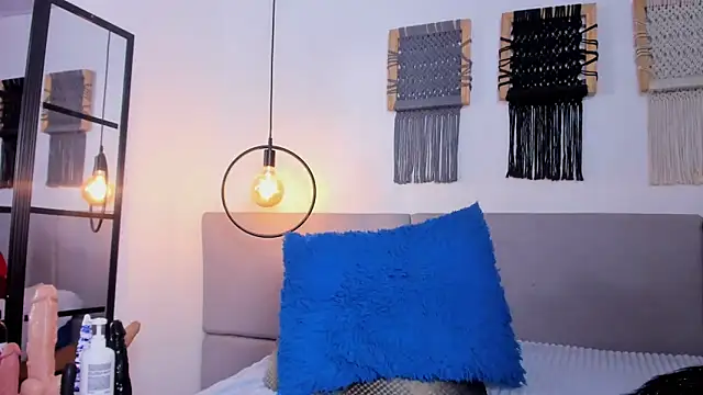 Sweet_camille live sex cam