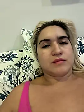 XxxVale1993 live sex cam