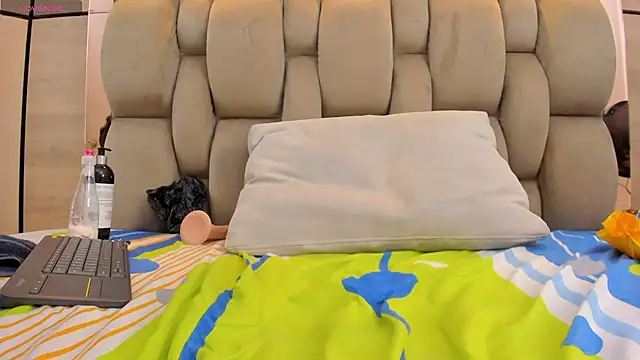 dorothy_vegga's cam snapshot