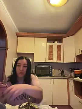 Naughtbaby_2025's cam snapshot