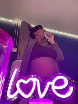 KLoveeee's cam snapshot