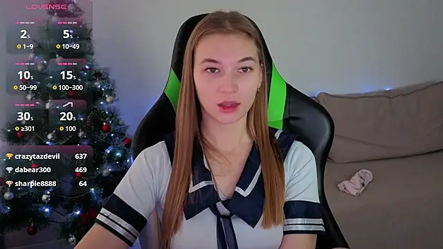 maria_plaudice's cam snapshot