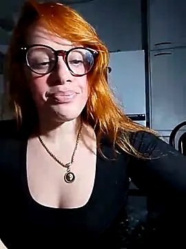 Bellatriz-horse live sex cam