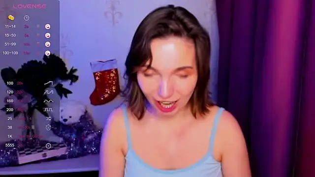 KindHazelHere_'s cam snapshot