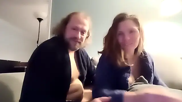 vballcouple0215's cam snapshot