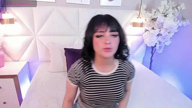 Adara__carter_'s cam snapshot