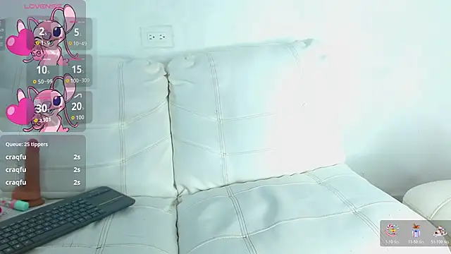 Dulce_kitty13's cam snapshot