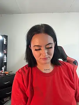 emily_acorn's cam snapshot