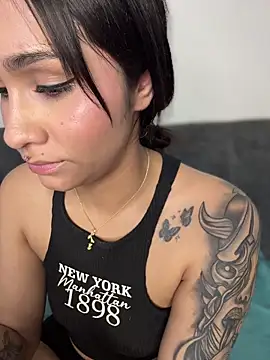 Isabella-Teen's cam snapshot