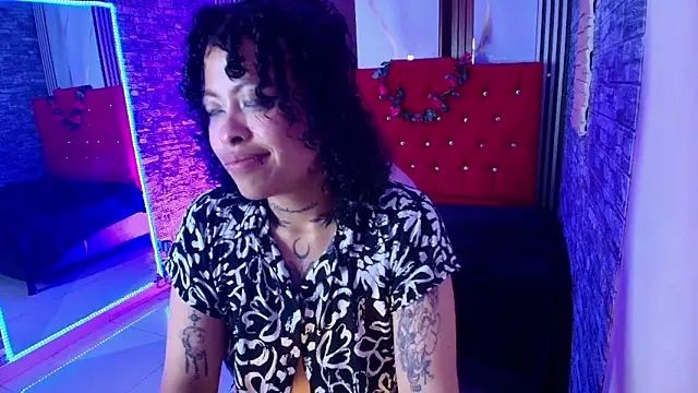 mia_hernnandez's cam snapshot