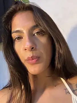 chicachocolate01 live sex cam