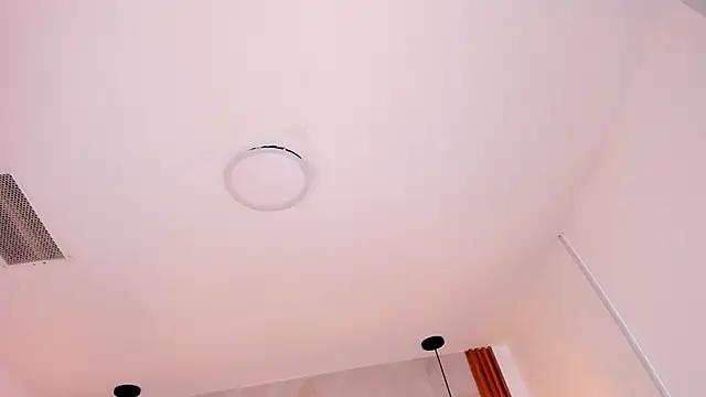 violet_sweet19's cam snapshot