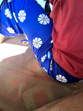 RAYI_Queen_3 live sex cam