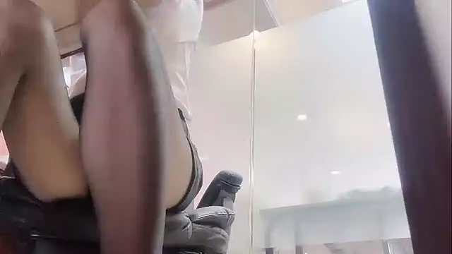 Maneki-nekoo's cam snapshot