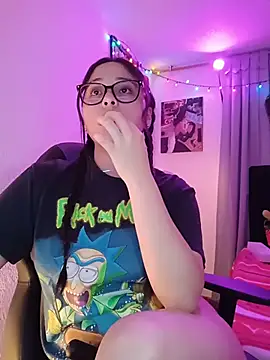 Bella-Gema's cam snapshot