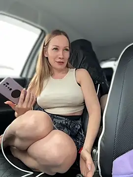 LavenderHot's cam snapshot