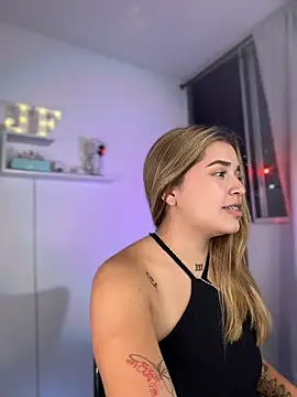 JoselinFlower_'s cam snapshot