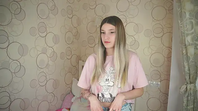 SerinaBinderup's cam snapshot