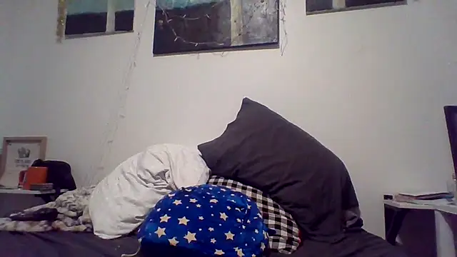 Juicelip's cam snapshot